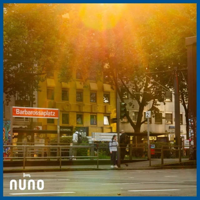 ✨ Golden Hour mit unserem Goldstück ✨
Direkt aus dem Citycenter senden wir euch sonnige Grüße – schöner kann der Stadtsommer nicht leuchten! 🌇💛
#GoldenHour #CityVibes #Goldstück #SommerInDerStadt ✨ Golden Hour with our piece of gold ✨
We send you sunny greetings straight from the City Centre - the city summer couldn’t shine any brighter! 🌇💛
#Goldpiece #SummerInTheCity #köln #cologne #nuno #nunohtel #booknow (link in bio) #hotelköln #cityhotel #goldhotel #städtetrip #citytrip #kölnhotel #kwartierlatäng #kölncitiy #citycenterhotel #visitcologne #colognebestplace