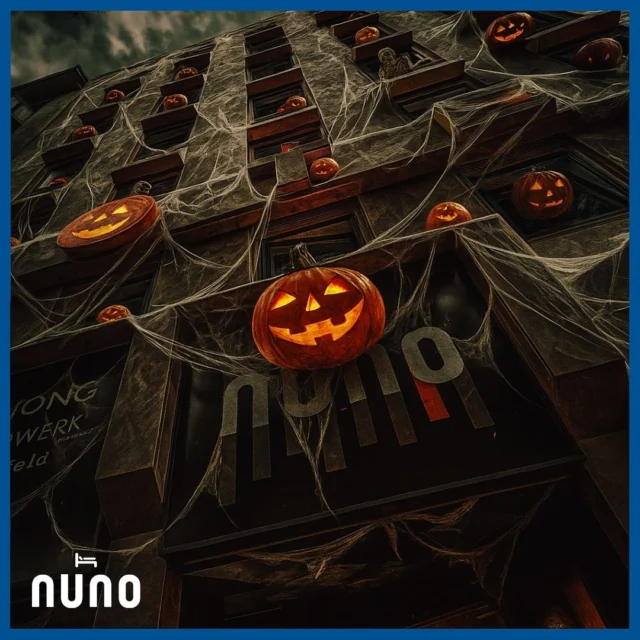 Boo 👻
Kommt uns besuchen🧡 Köln ist schaurig schön🧡 
Happy Halloween 🎃 
Come visit us🧡 Cologne is eerily beautiful 🧡 
#happyhalloween #nuno #nunohotel #goldhotel #cityhotel #citycenterhotel #hotelköln #booknow (link in bio) #visitus #köln #cologne #kwartierlatäng