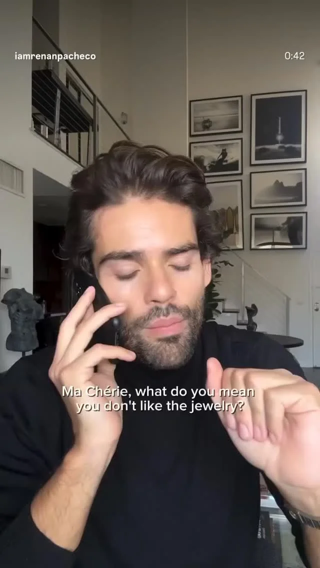 Der Louvre-Einbruch? 😏
Vergesst alles, was ihr gehört habt – es waren Renan, Jean, Pierre & Jacques.
Vier Männer, ein Plan, null Diskretion und ein bisschen zu viel amour 🖼️💍💕 🇫🇷 
The Louvre heist? 😏Forget everything you’ve heard – it was Renan, Jean, Pierre & Jacques. Four men, one plan, zero discretion and a little too much amour 🖼️💍💕🇫🇷 #LouvreLeaks #FrenchConnection #oops #sundayfunday #nunohotel #nuno #köln #goldhotel #cologne #cityhotel #citycenterhotel #cologne #hotelköln Merci beaucoup pour ces précisions, 📹 @iamrenanpacheco