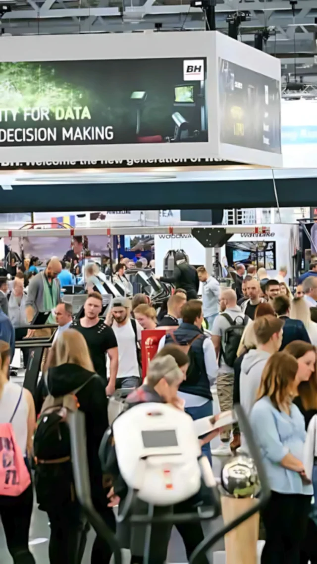 Unsere FIBO Gäste so: vom Trubel🔊🏋🏻 zur Ruhe 😌✨

Nach einem langen Tag auf der FIBO ankommen, durchatmen und einfach entspannen.
Viel Platz, wie in unserem XL Comfort Zimmer, gemütliche Vibes & der perfekte Rückzugsort 🛏️🌙

Laut draußen, entspannt bei uns. Schön, dass ihr da seid 🧡

Our FIBO guests say: from the hustle and bustle🔊🏋🏻 to peace and quiet 😌✨

Come home after a long day at FIBO, take a deep breath, and just relax.
Plenty of space, just like in our XL Comfort Room, cozy vibes, and the perfect retreat 🛏️🌙

Noisy outside, relaxed here. We’re glad you’re here 🧡

#nunohotel #cityhotel #hotelköln #visitcologne #fibo 
book now (link in bio)